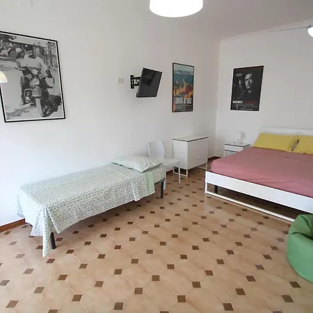 Del Mare Марина-ди-Манкаверса