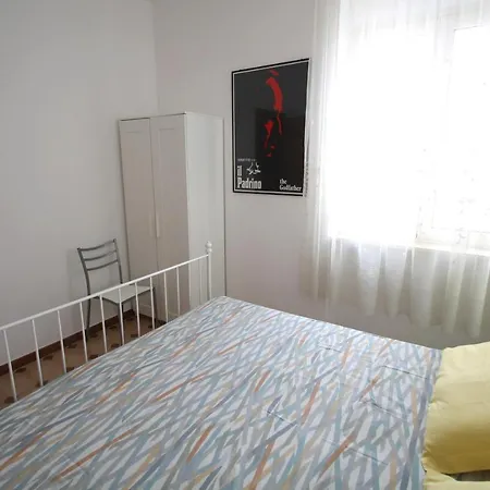 Del Mare * Марина-ди-Манкаверса